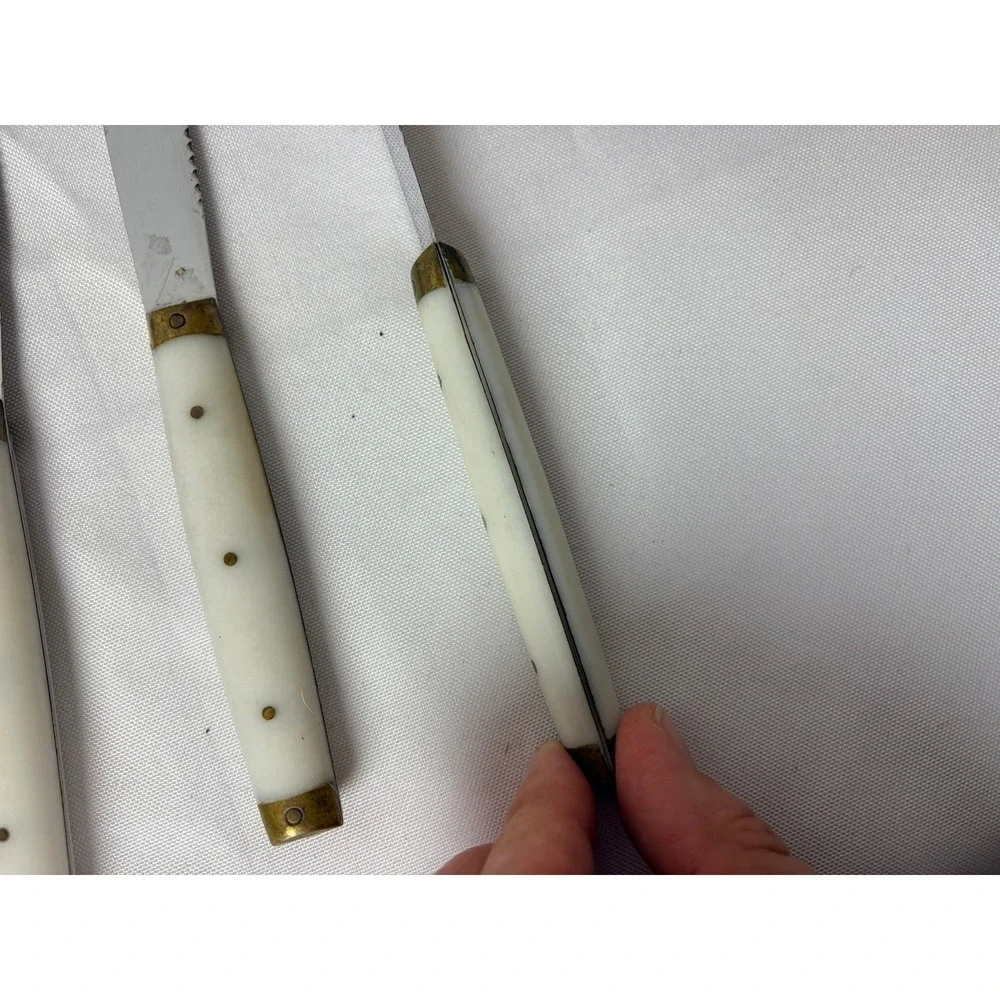 Vintage French Steak Knives Set of 4‎ Serrated Stainless Steel Cream Handles